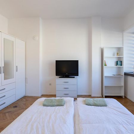 1Bdr Flat In Center Of Sofia Vitoshka Blvd Appartement Buitenkant foto